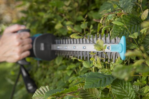 GARDENA Elektro makaze za živicu EasyCut 420/45 G / 9830-20 – prikaz 2