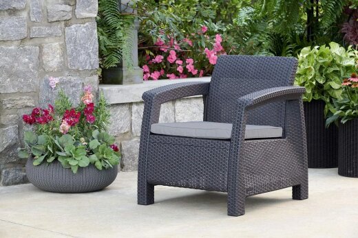 Keter vrtna sofa Corfu 75 × 70 × 79 cm, ratan izgled, siva detalji i primjena